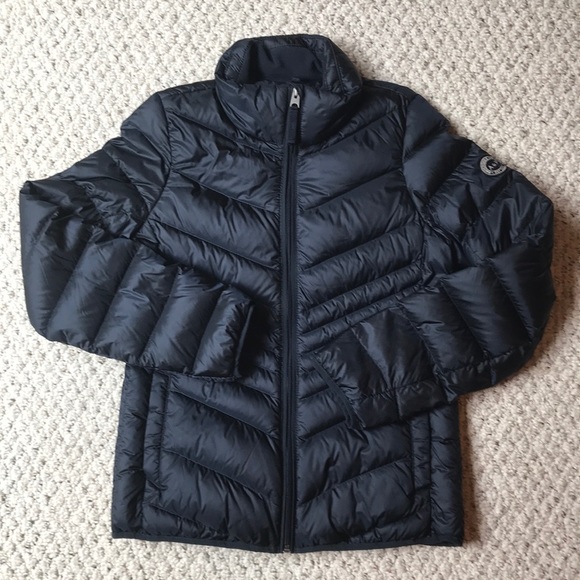 abercrombie lightweight puffer jacket